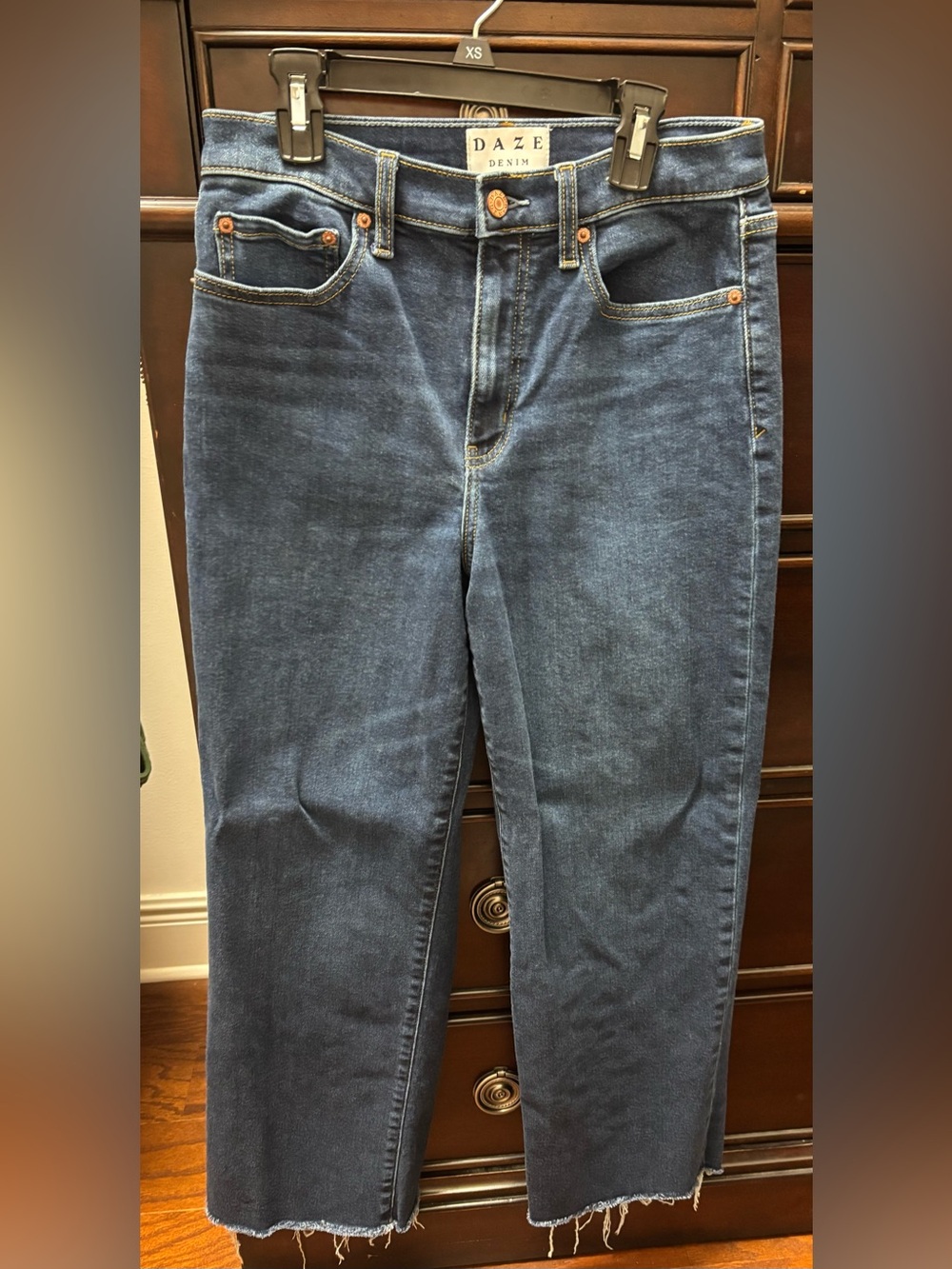 DAZE Denim Women's Cropped Straight Jeans in Dark Blue